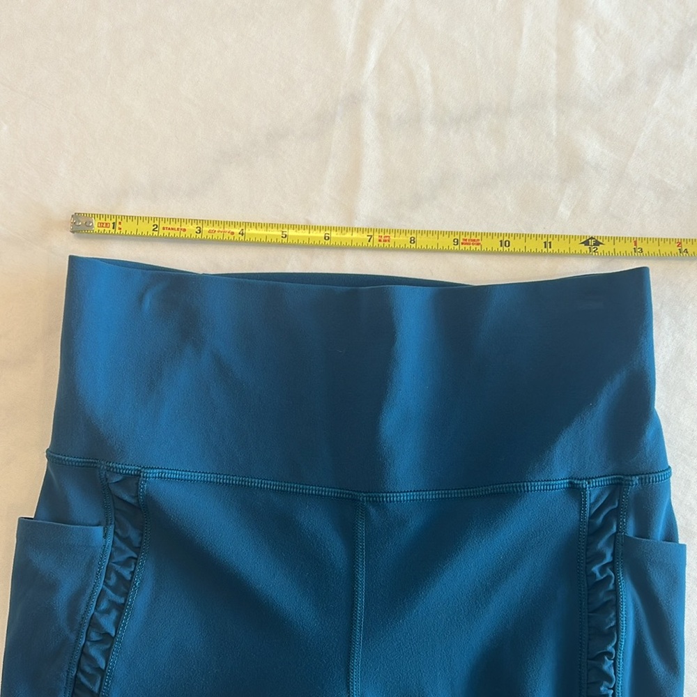 Rouched Athleta 7/8 tight with pockets - Picture 7 of 8